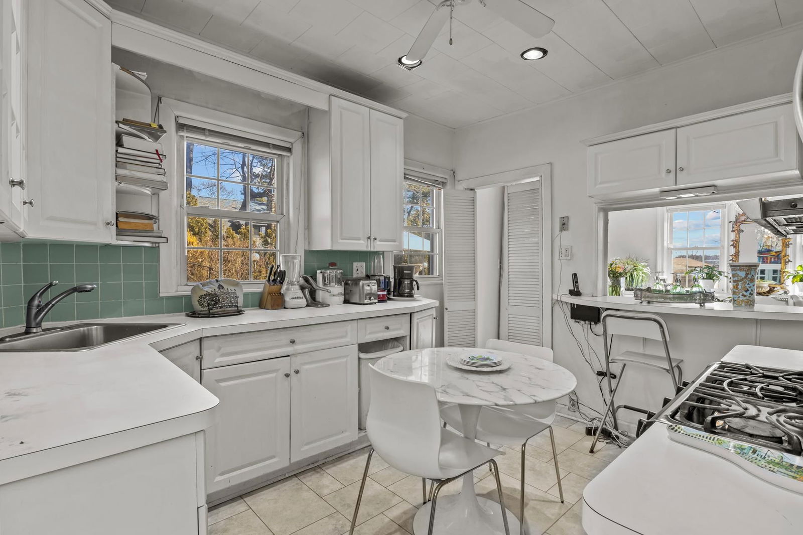 Real estate property located at 2711 EDGEHILL, Bronx, Spuyten Duyvil, New York City, NY