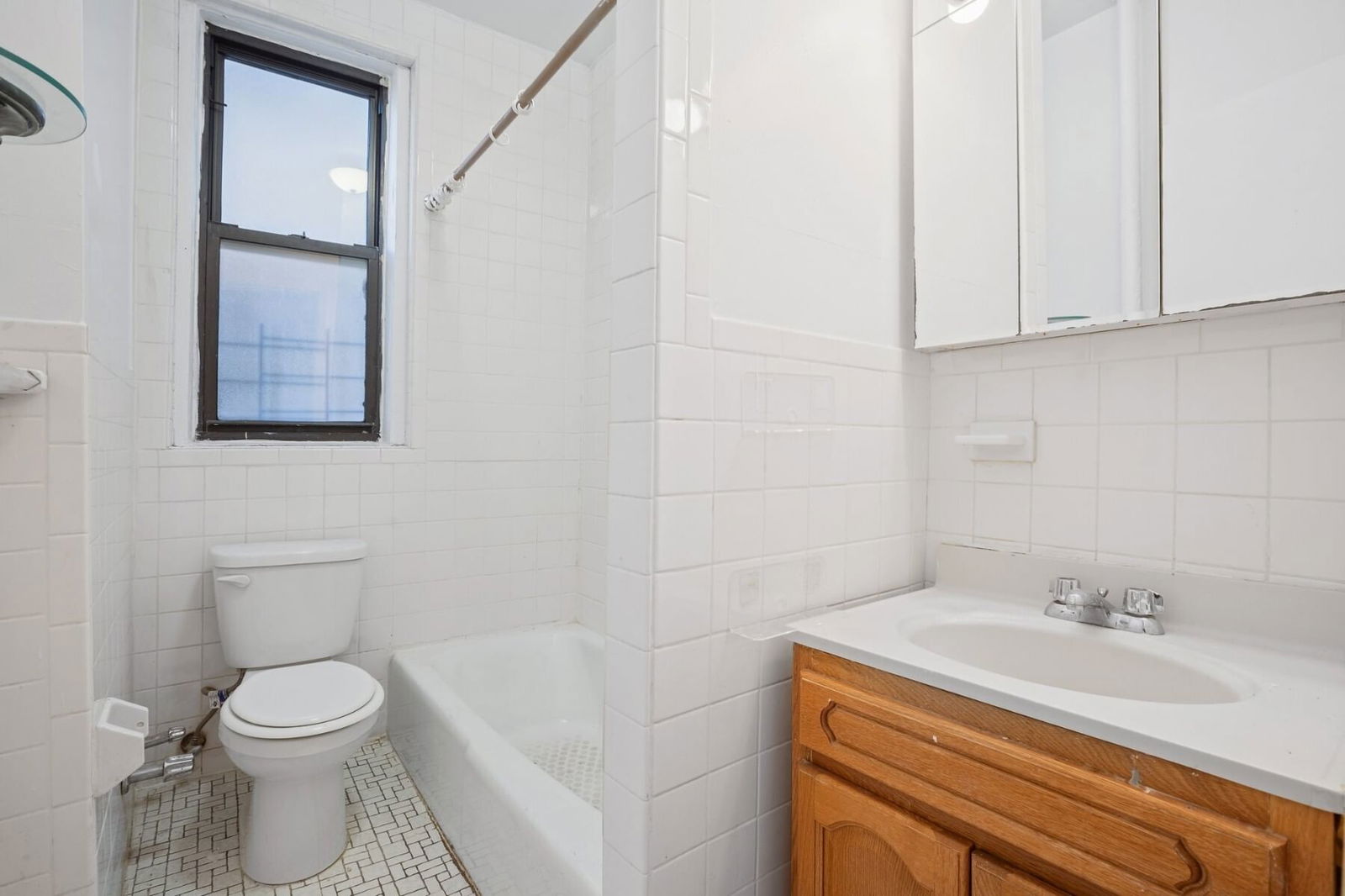 Real estate property located at 807 Riverside #4H, New York, Washington Heights, New York City, NY