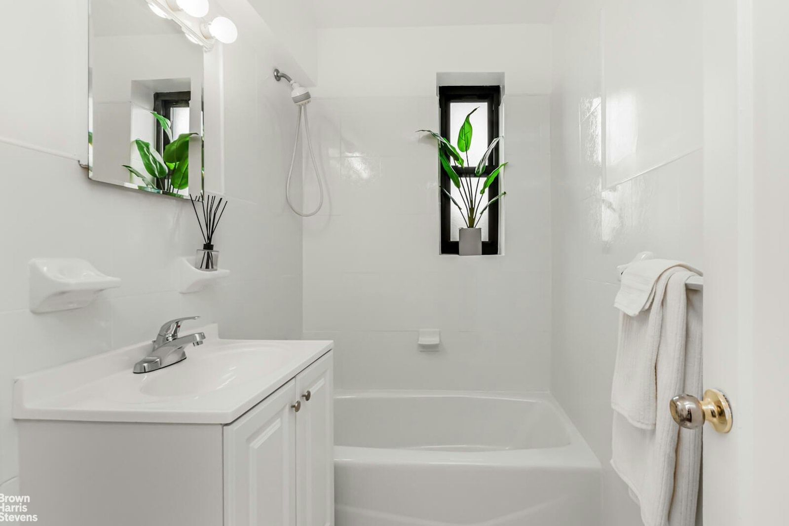 Real estate property located at 3840 GREYSTONE #5L, Bronx, Fieldston, New York City, NY