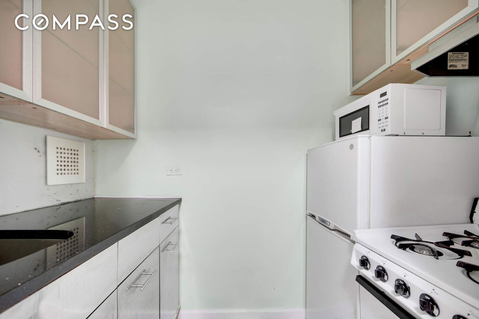 Real estate property located at 330 70th #4G, New York, Upper East Side, New York City, NY