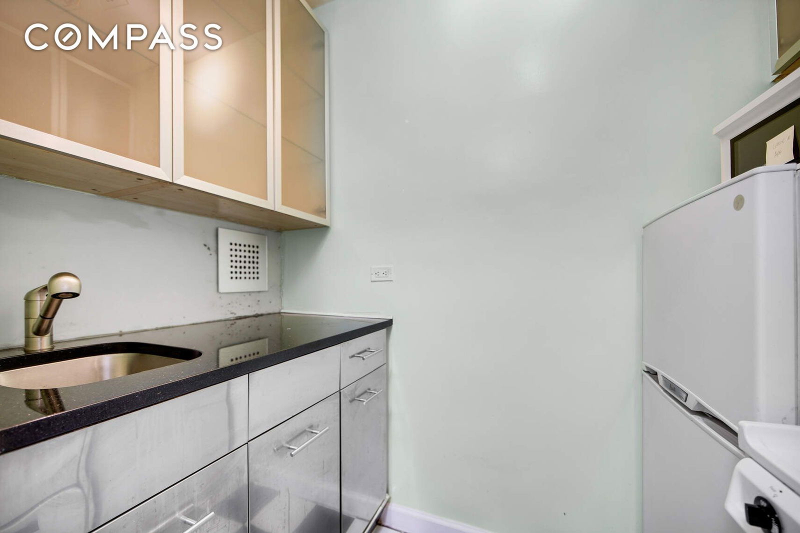 Real estate property located at 330 70th #4G, New York, Upper East Side, New York City, NY