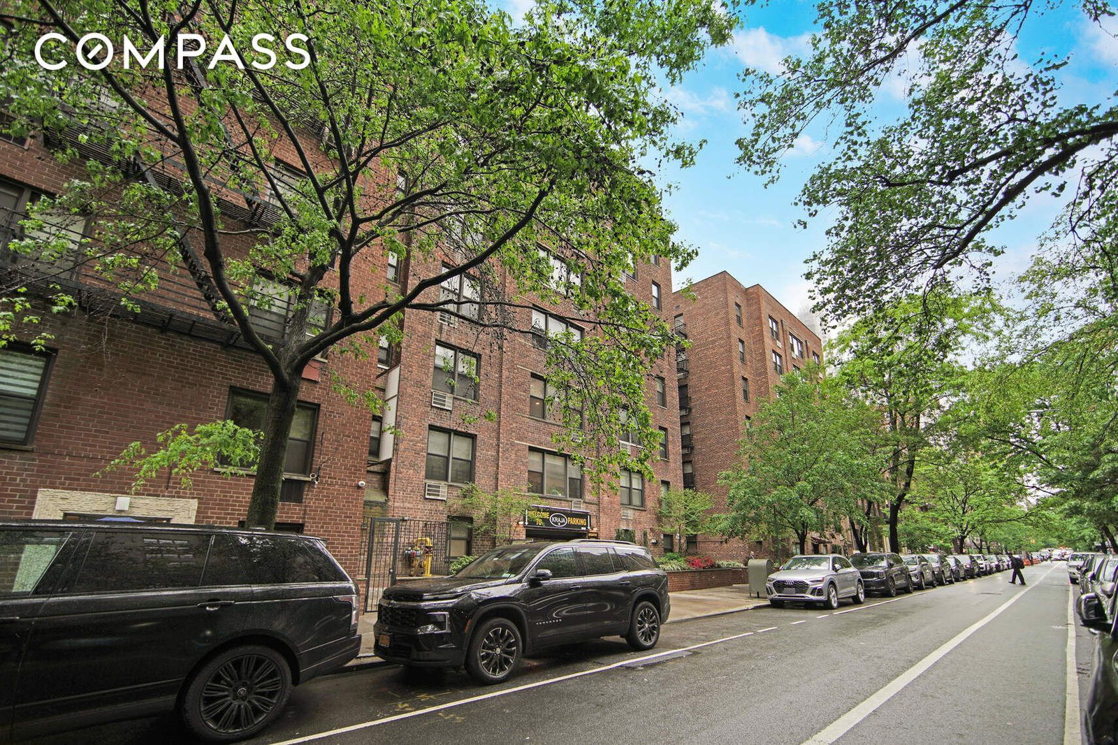 Real estate property located at 330 70th #4G, New York, Upper East Side, New York City, NY
