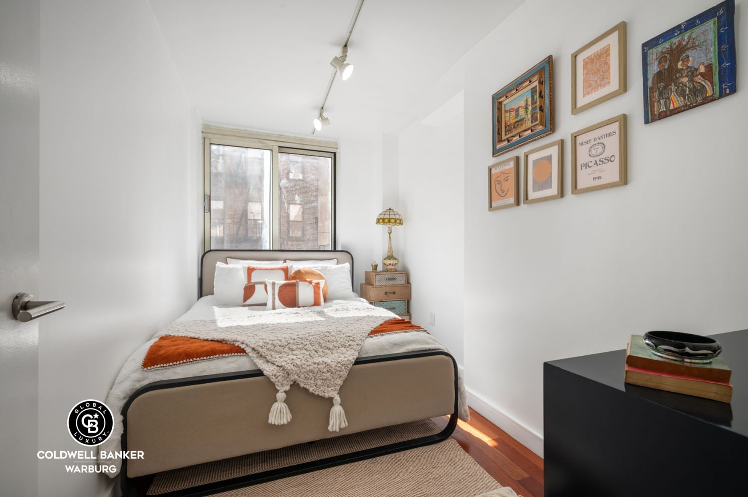 Real estate property located at 206 95TH #4C, New York, Yorkville, New York City, NY