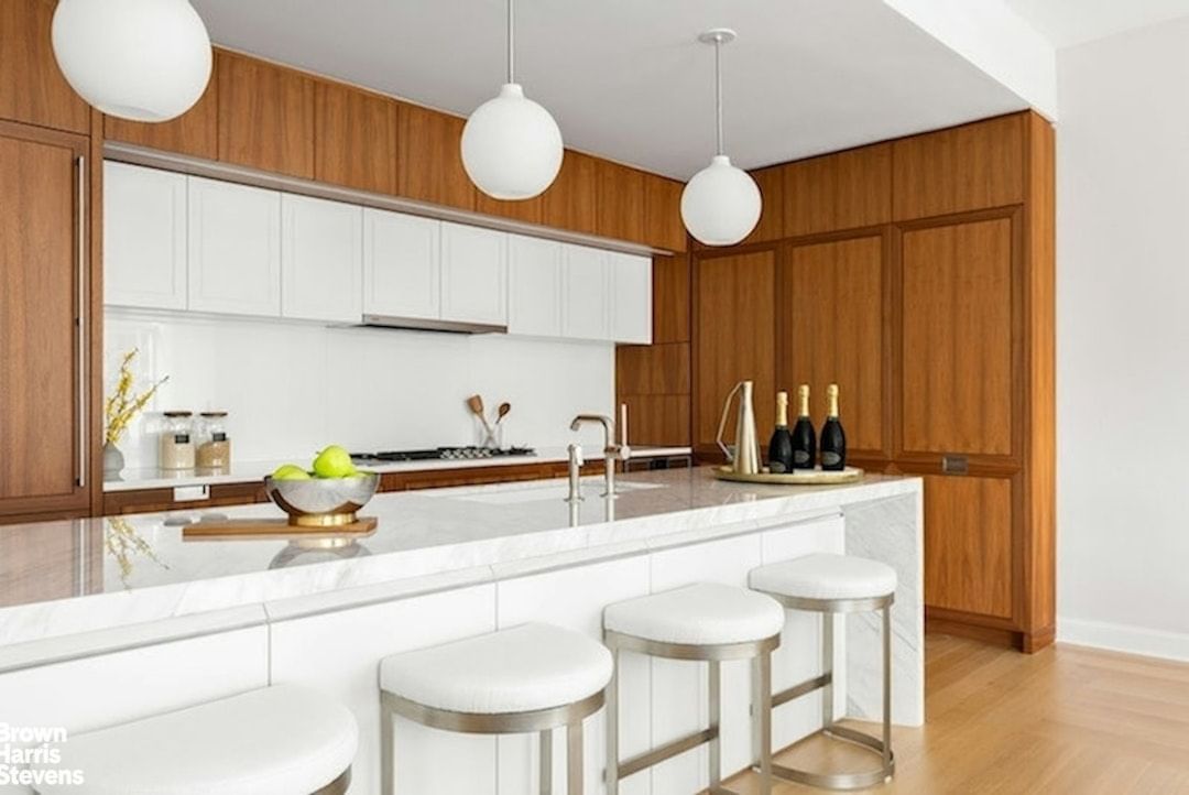 Real estate property located at 1289 LEXINGTON #14C, New York, Carnegie Hill, New York City, NY