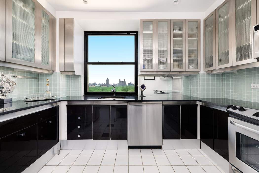 Real estate property located at 1010 Fifth #12F, New York, Upper East Side, New York City, NY