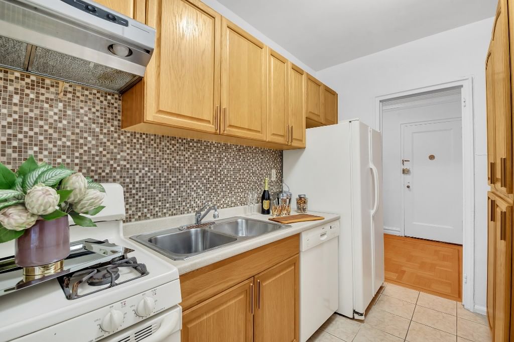 Real estate property located at 730 Fort Washington #3C, New York, Hudson Heights, New York City, NY