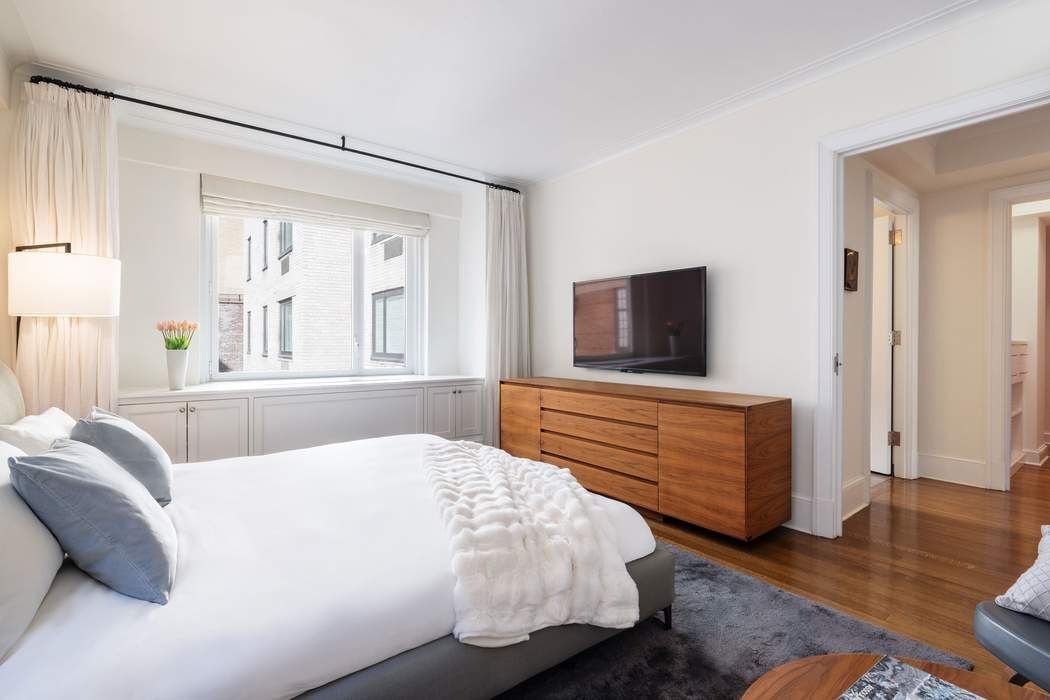 Real estate property located at 530 Park #5A, New York, Lenox Hill, New York City, NY