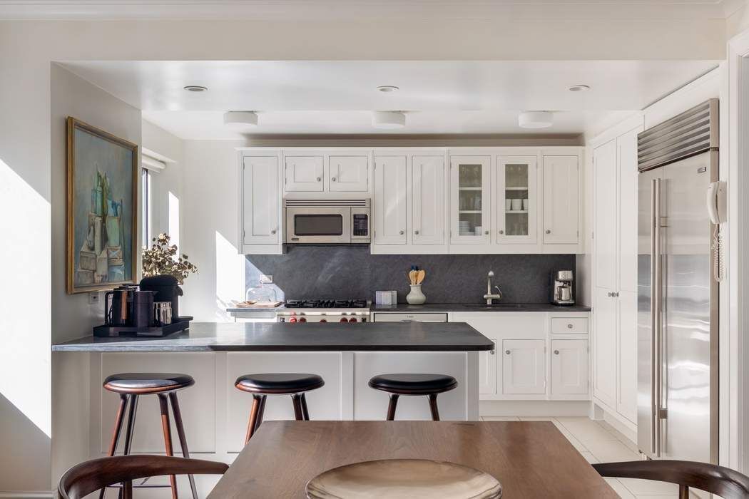 Real estate property located at 530 Park #5A, New York, Lenox Hill, New York City, NY