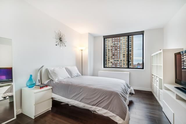 Real estate property located at 245 93RD #15H, New York, Yorkville, New York City, NY