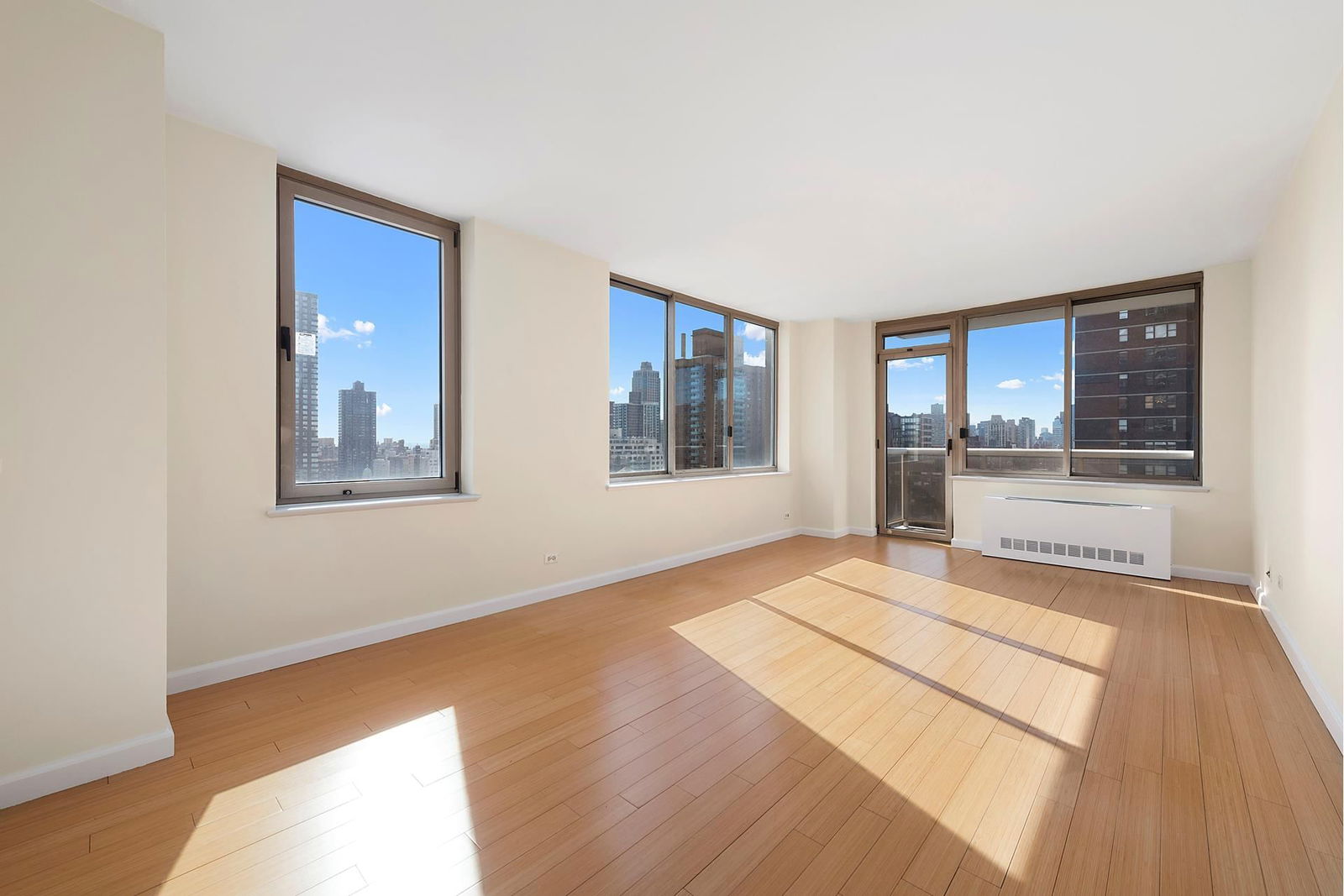 Real estate property located at 200 89TH #17G, New York, Yorkville, New York City, NY