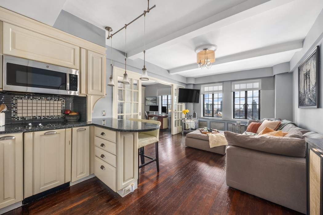 Real estate property located at 5 Tudor City #1532, New York, Tudor City, New York City, NY