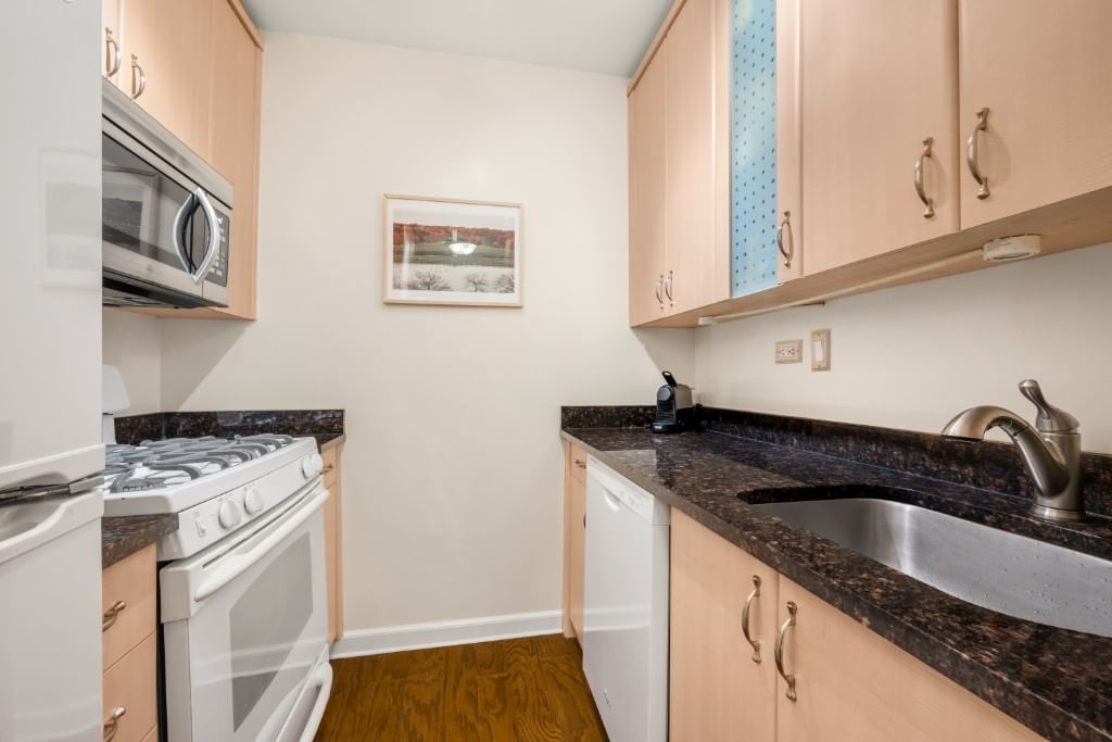 Real estate property located at 145 48th #5H, New York, Midtown East, New York City, NY