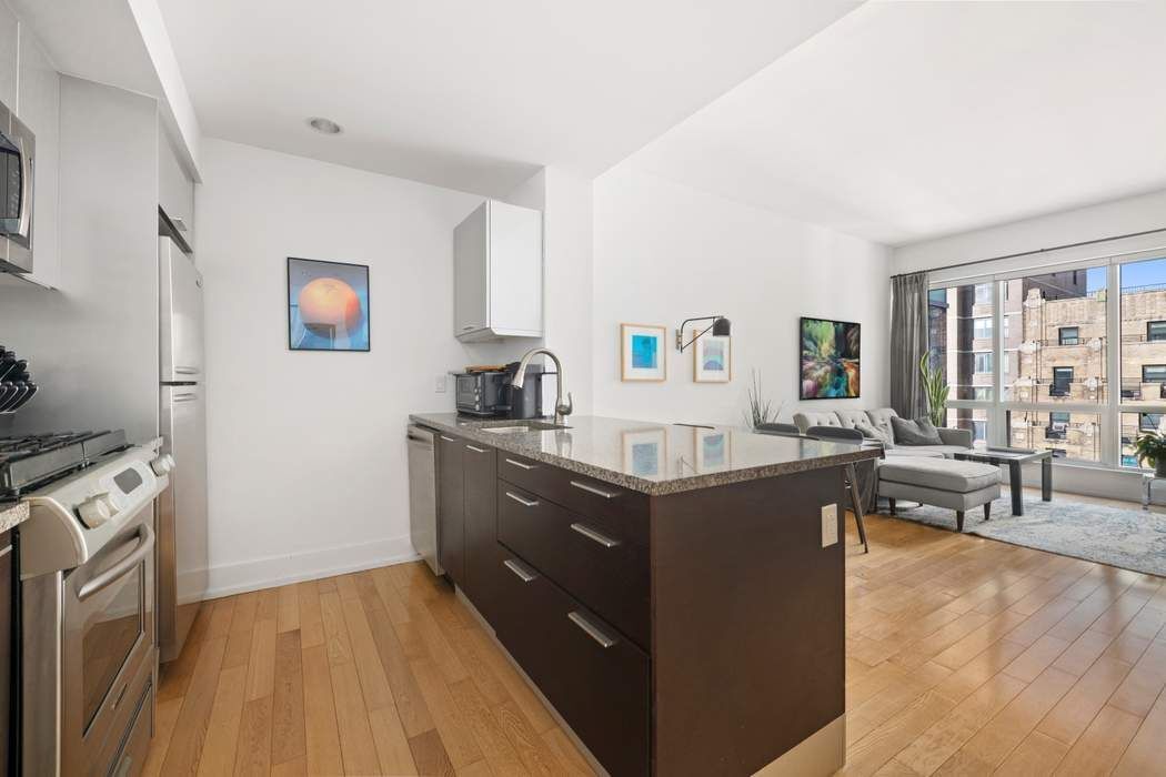 Real estate property located at 350 42nd #18E, New York, Hells Kitchen, New York City, NY