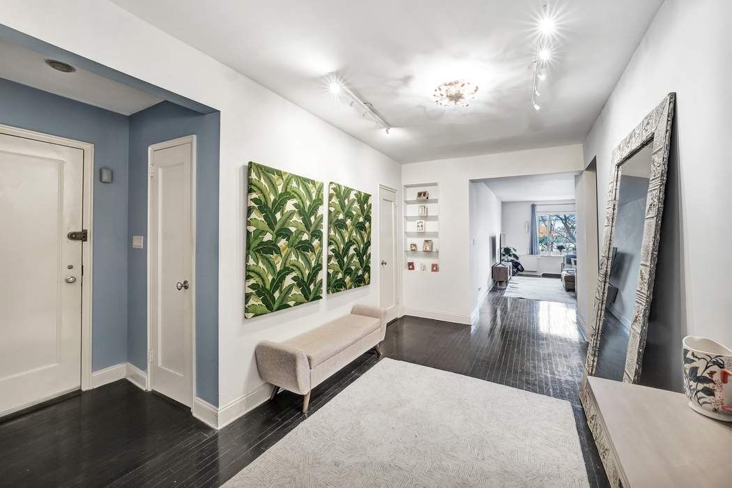 Real estate property located at 520 90th #3A, New York, Yorkville, New York City, NY