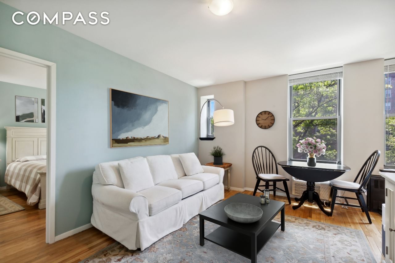 Real estate property located at 689 Fort Washington #4B, New York, Hudson Heights, New York City, NY