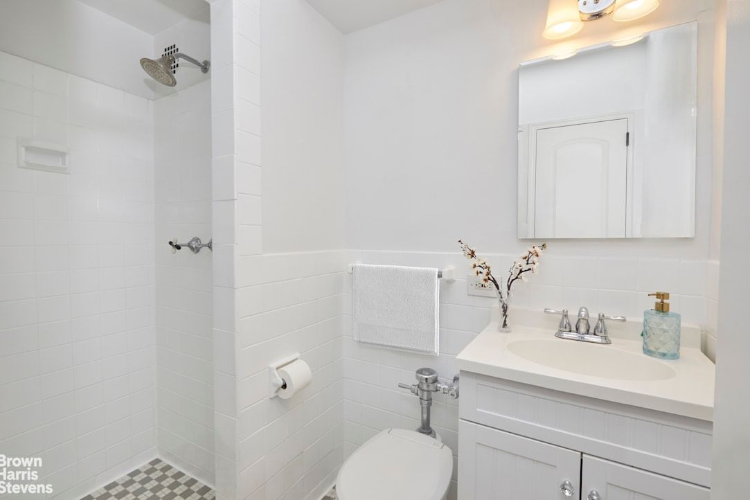 Real estate property located at 176 77TH #7D, New York, Lenox Hill, New York City, NY
