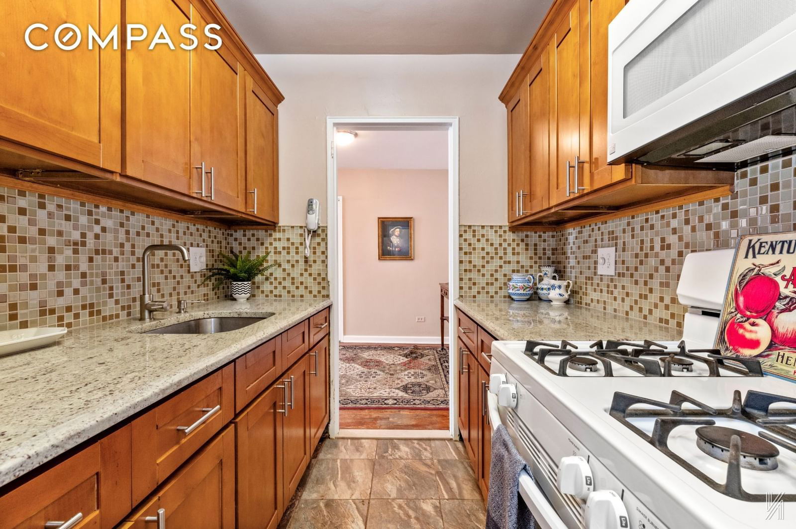 Real estate property located at 33-46 92nd #5X, Queens, Jackson Heights, New York City, NY