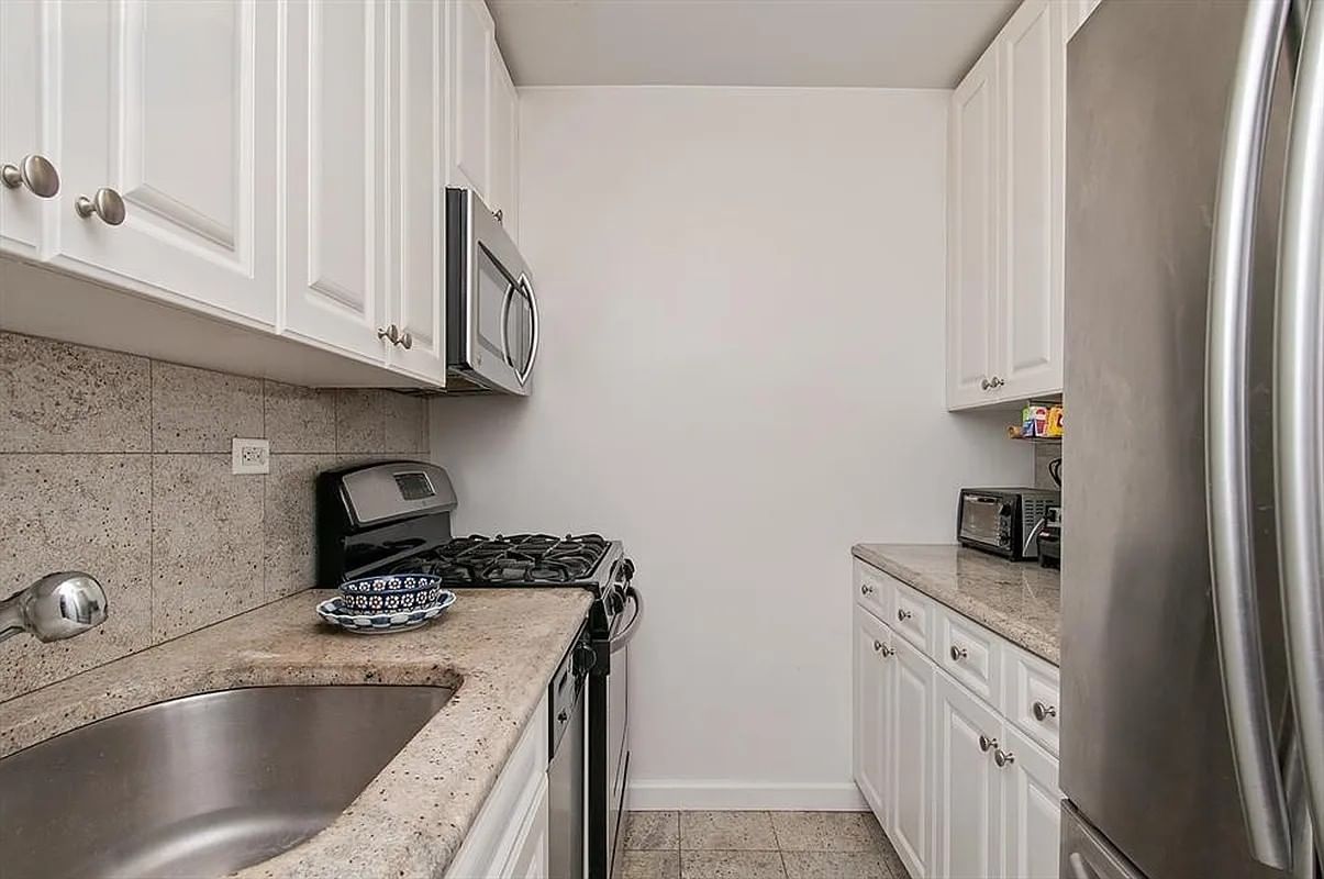 Real estate property located at 185 END #12G, New York, Lincoln Square, New York City, NY