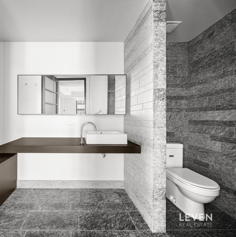 Real estate property located at 20 Pine #2706, New York, Financial District, New York City, NY