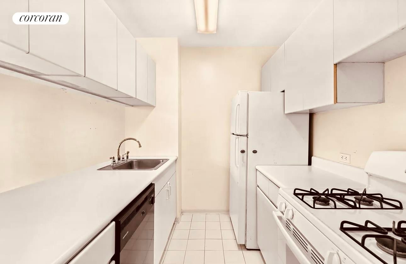 Real estate property located at 250 END #5H, New York, Battery Park City, New York City, NY