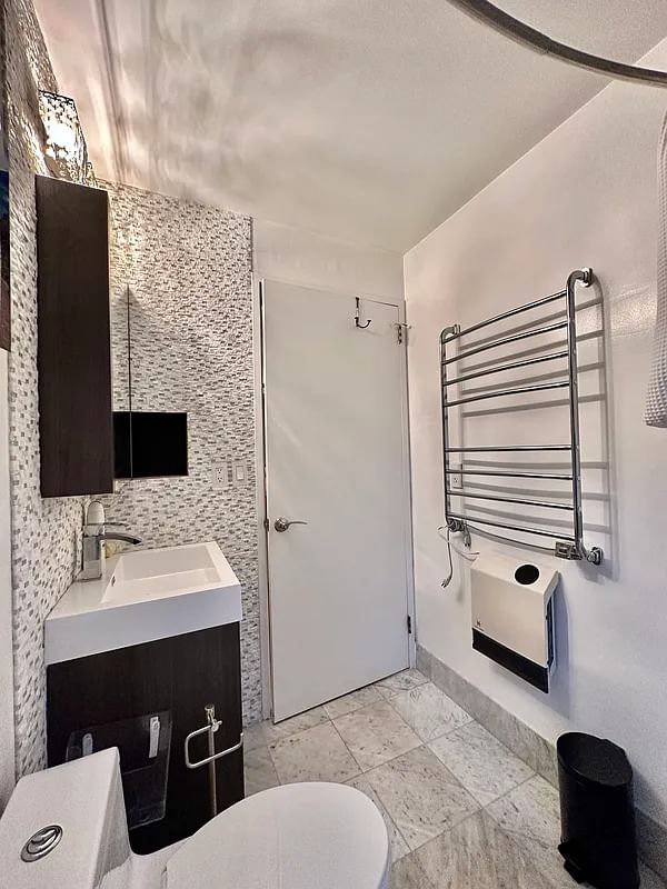 Real estate property located at 200 RECTOR #14L, New York, Battery Park City, New York City, NY