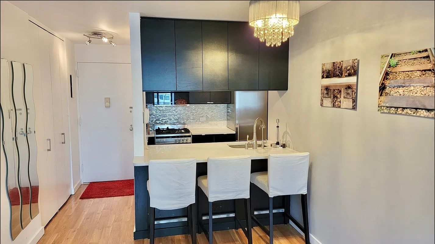 Real estate property located at 200 RECTOR #14L, New York, Battery Park City, New York City, NY