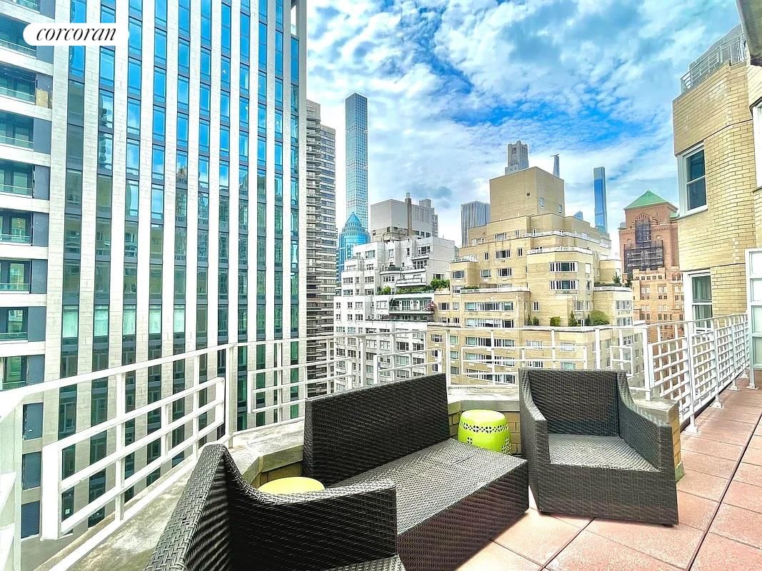 Real estate property located at 205 63RD #17A, New York, Lenox Hill, New York City, NY