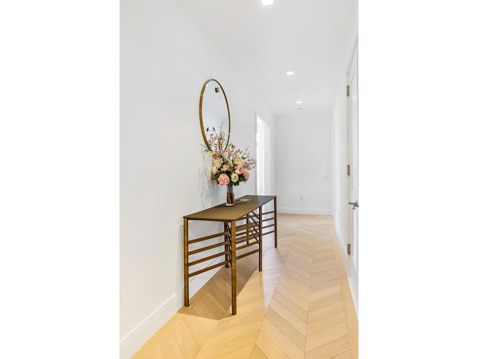 Real estate property located at 200 83RD #17C, New York, Yorkville, New York City, NY