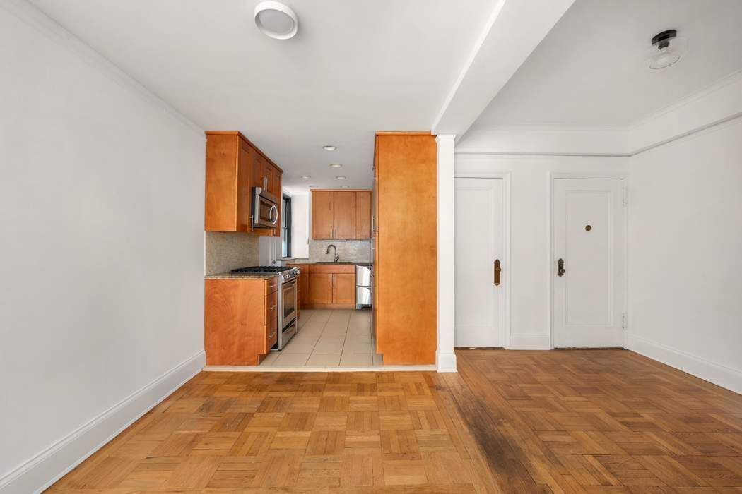Real estate property located at 260 End #3D, New York, Lincoln Square, New York City, NY