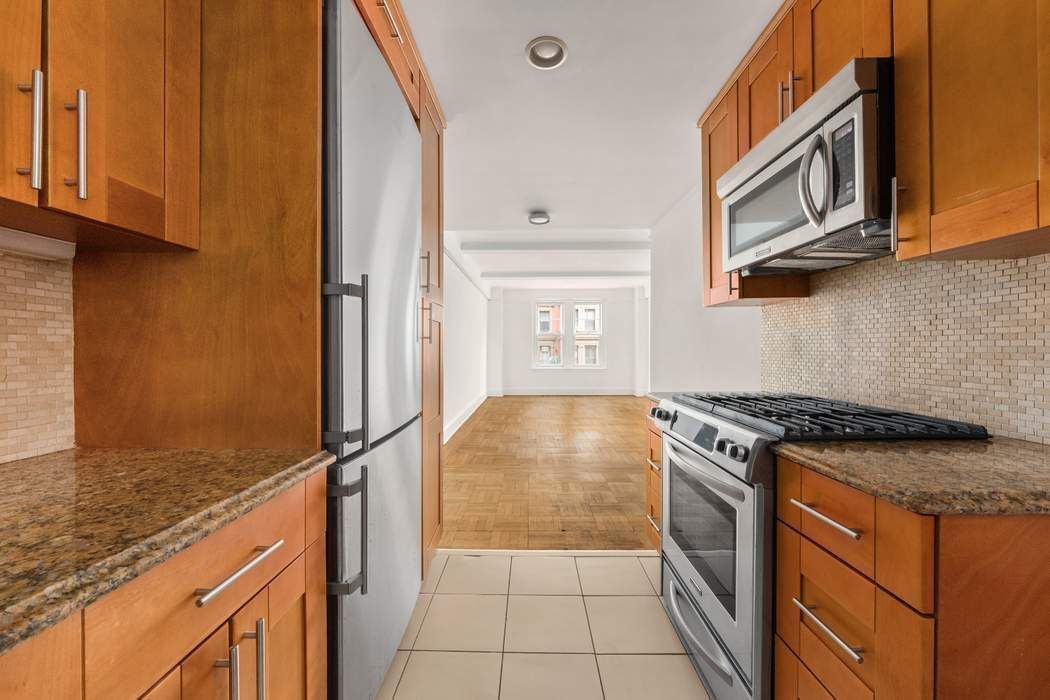 Real estate property located at 260 End #3D, New York, Lincoln Square, New York City, NY