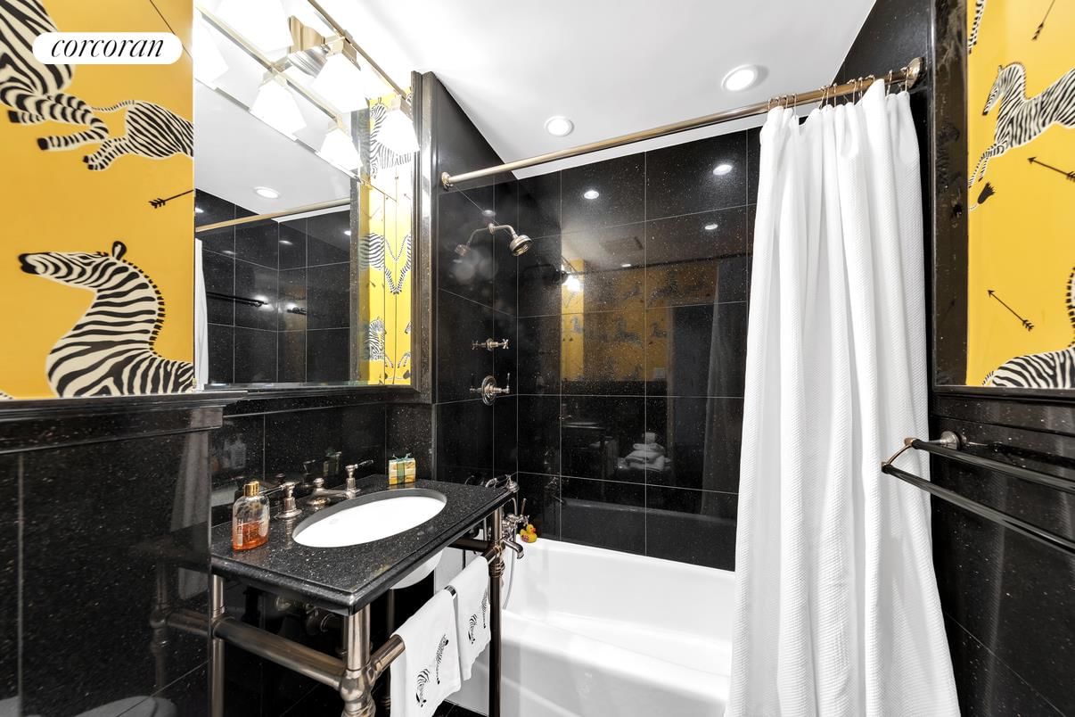 Real estate property located at 49 86TH #3A, New York, Carnegie Hill, New York City, NY