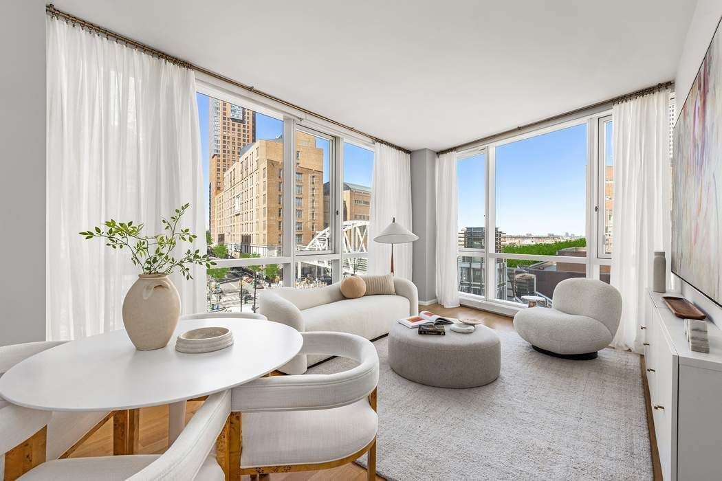 Real estate property located at 200 Chambers #4D, New York, Tribeca, New York City, NY