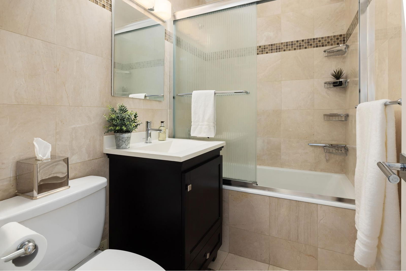 Real estate property located at 201 66TH #17P, New York, Lenox Hill, New York City, NY