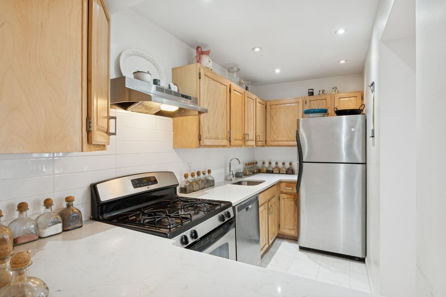 Real estate property located at 1919 MADISON PH604, New York, South Harlem, New York City, NY