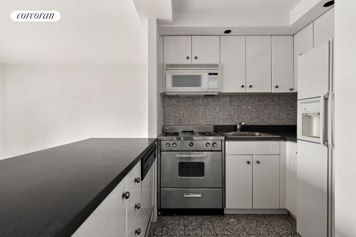 Real estate property located at 333 66TH #12E, New York, Lenox Hill, New York City, NY