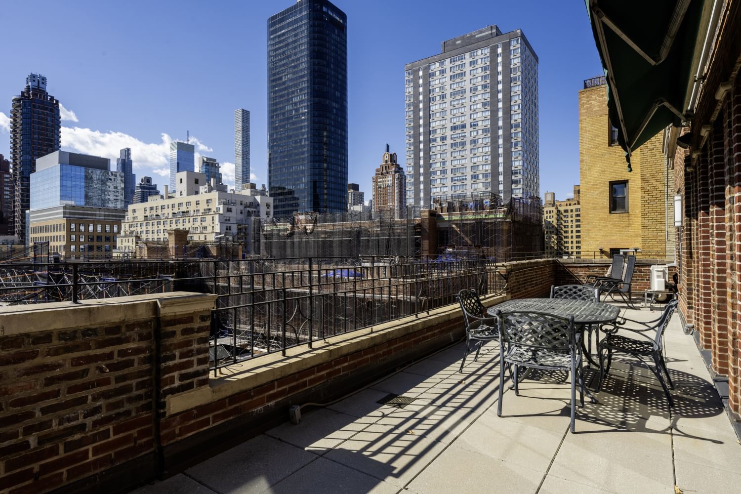 Real estate property located at 333 68TH PENTHOUSE, New York, Lenox Hill, New York City, NY