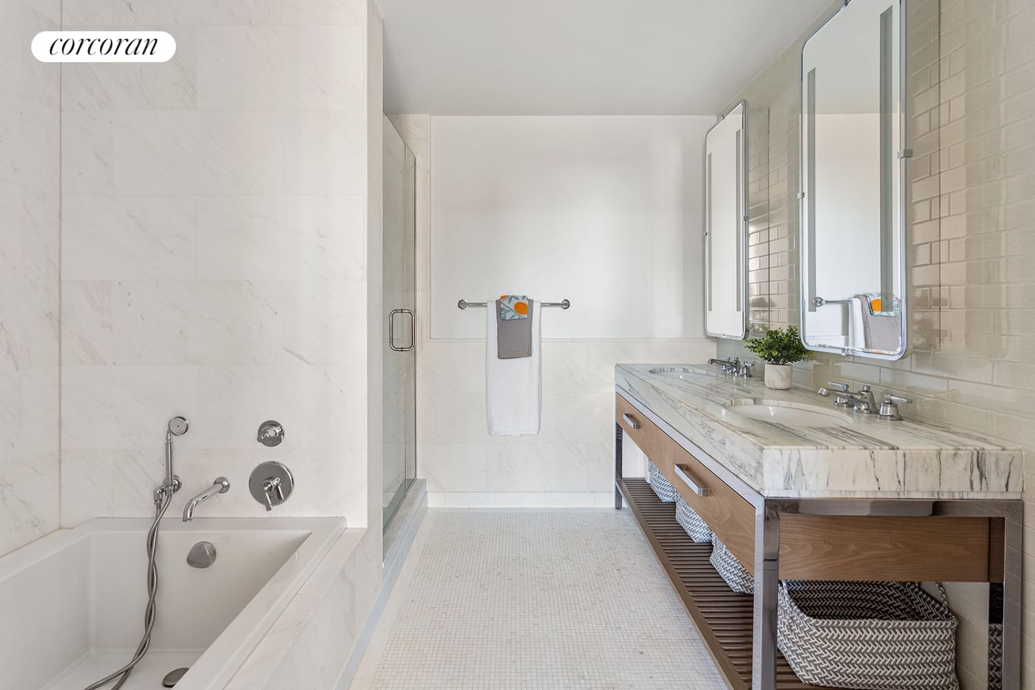 Real estate property located at 389 89TH #27C, New York, Yorkville, New York City, NY