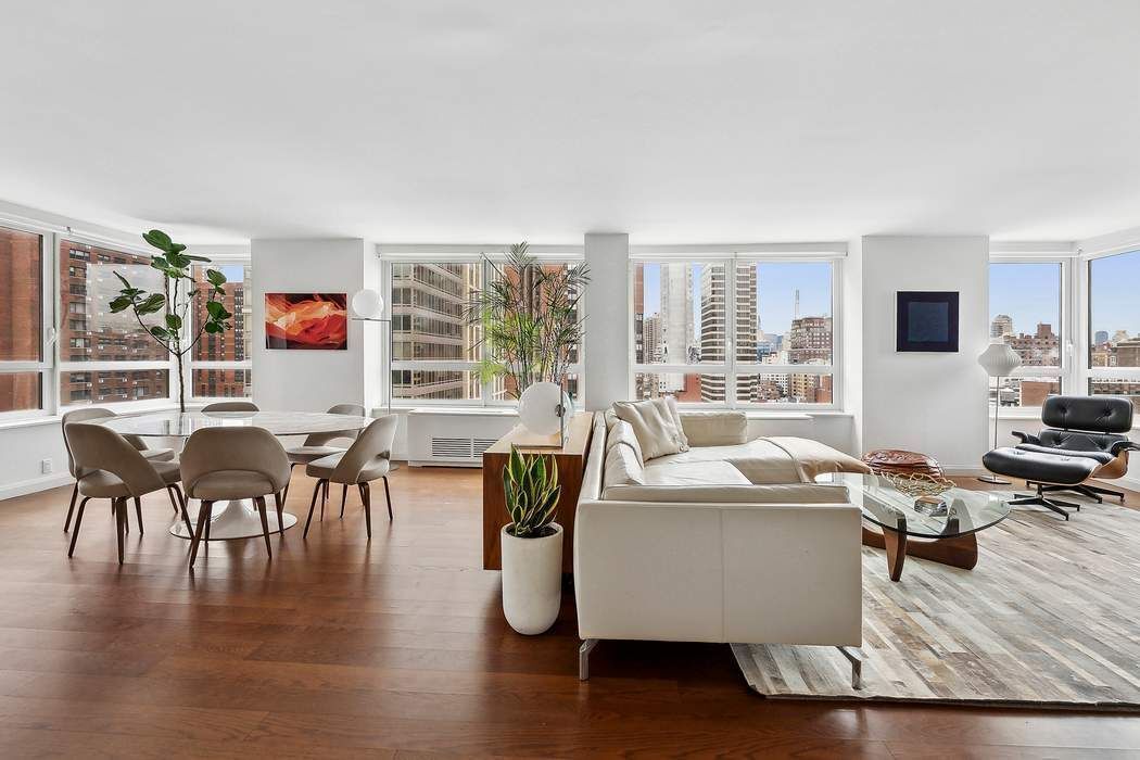 Real estate property located at 200 94th #2009, New York, Yorkville, New York City, NY