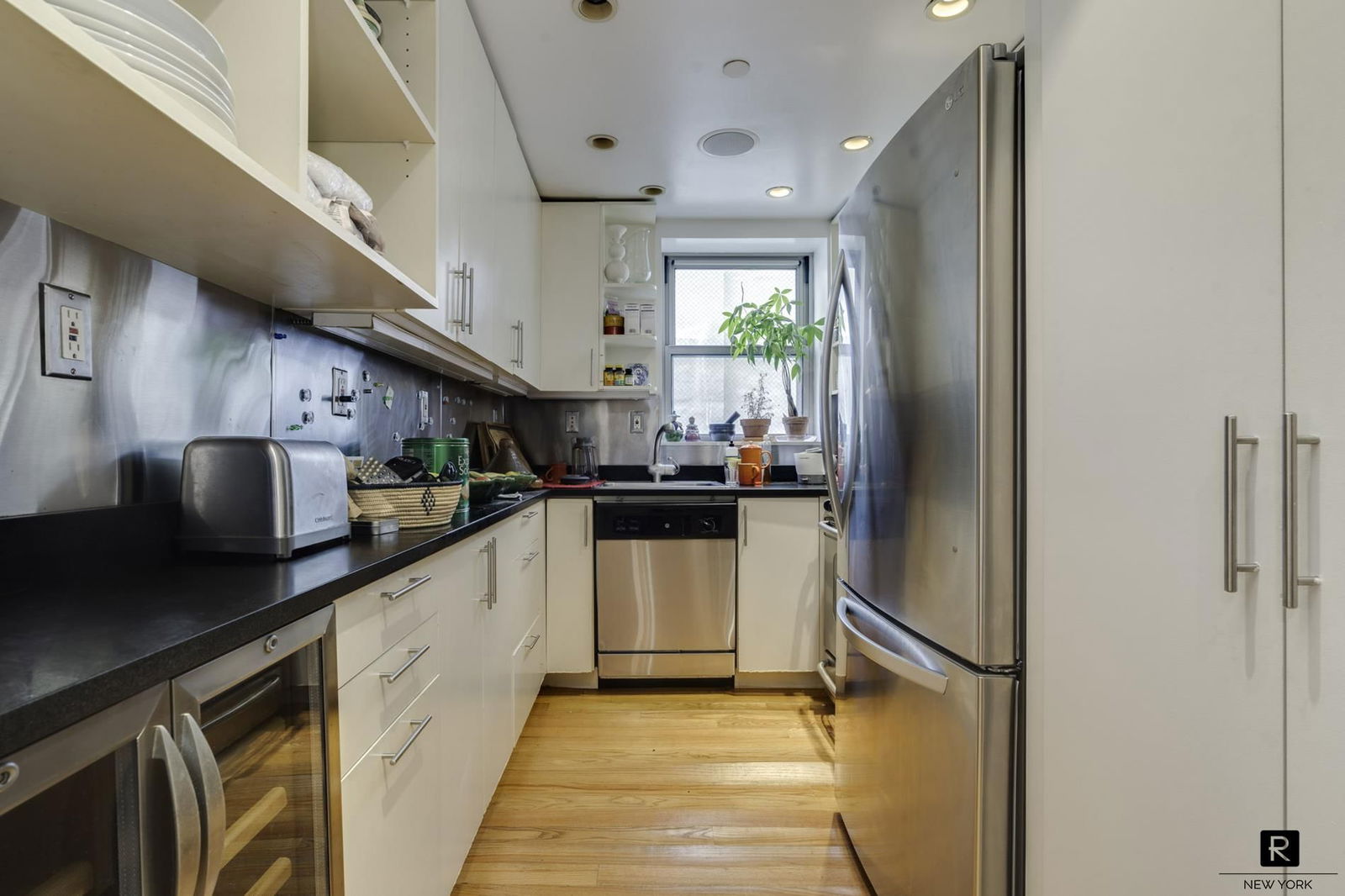Real estate property located at 525 11th #3-C, New York, E. Greenwich Village, New York City, NY