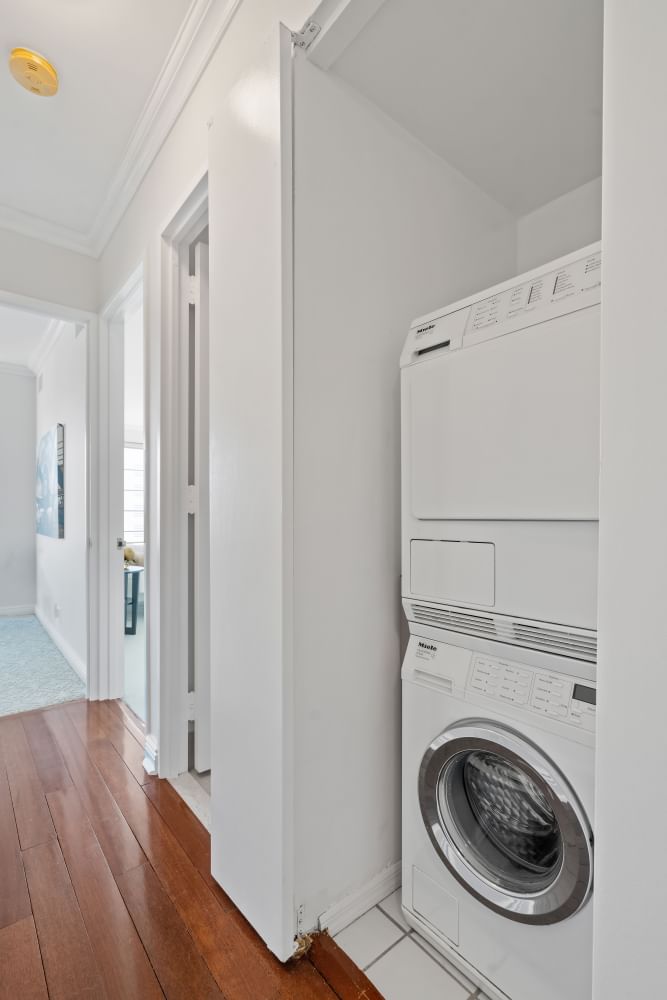 Real estate property located at 200 69TH #29B, New York, Lenox Hill, New York City, NY