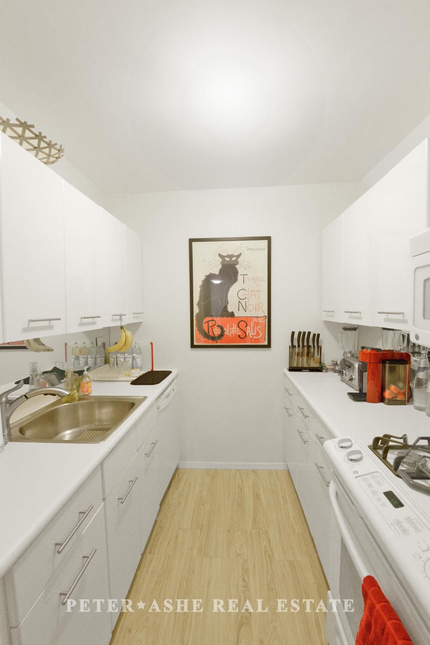 Real estate property located at 220 65th #8-J, New York, Upper East Side, New York City, NY