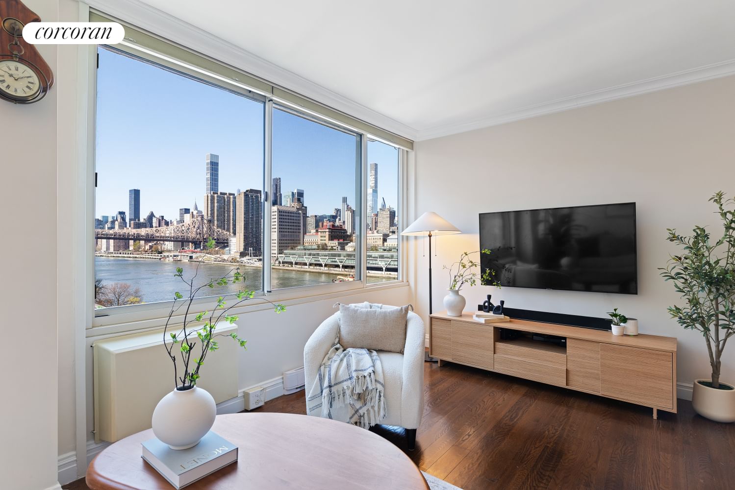 Real estate property located at 575 MAIN #903, New York, Roosevelt Island, New York City, NY