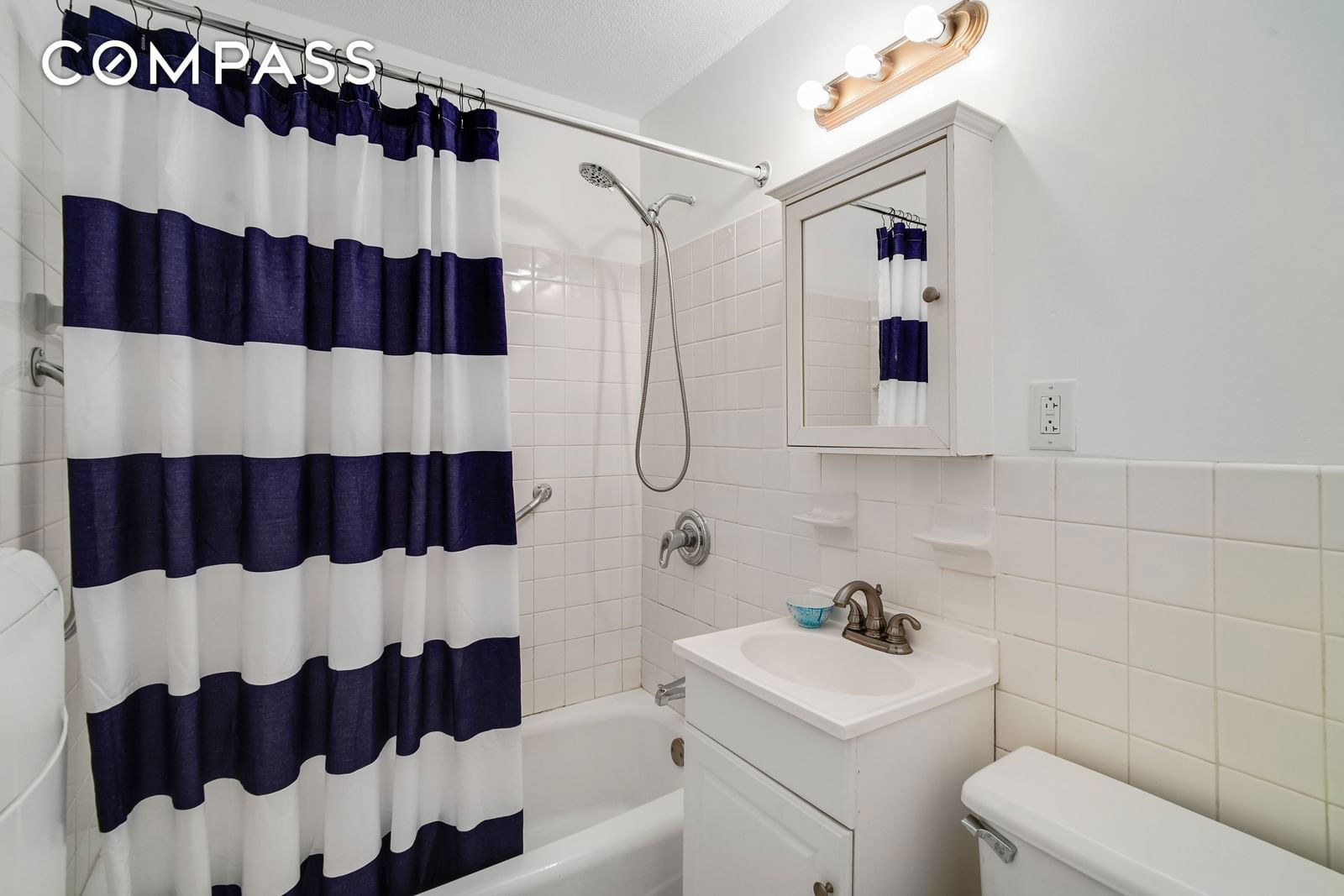 Real estate property located at 290 232nd #18B, Bronx, Kingsbridge, New York City, NY