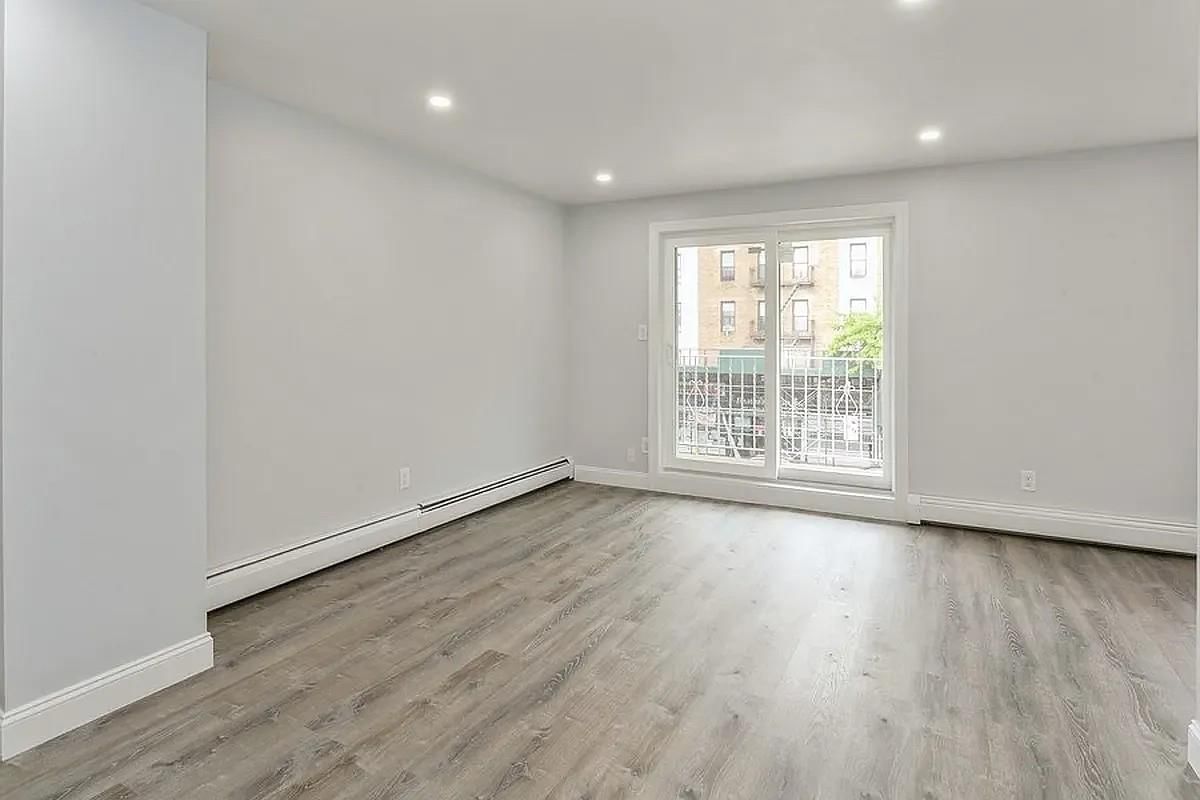 Real estate property located at 9729 4TH B3, Kings, Fort Hamilton, New York City, NY