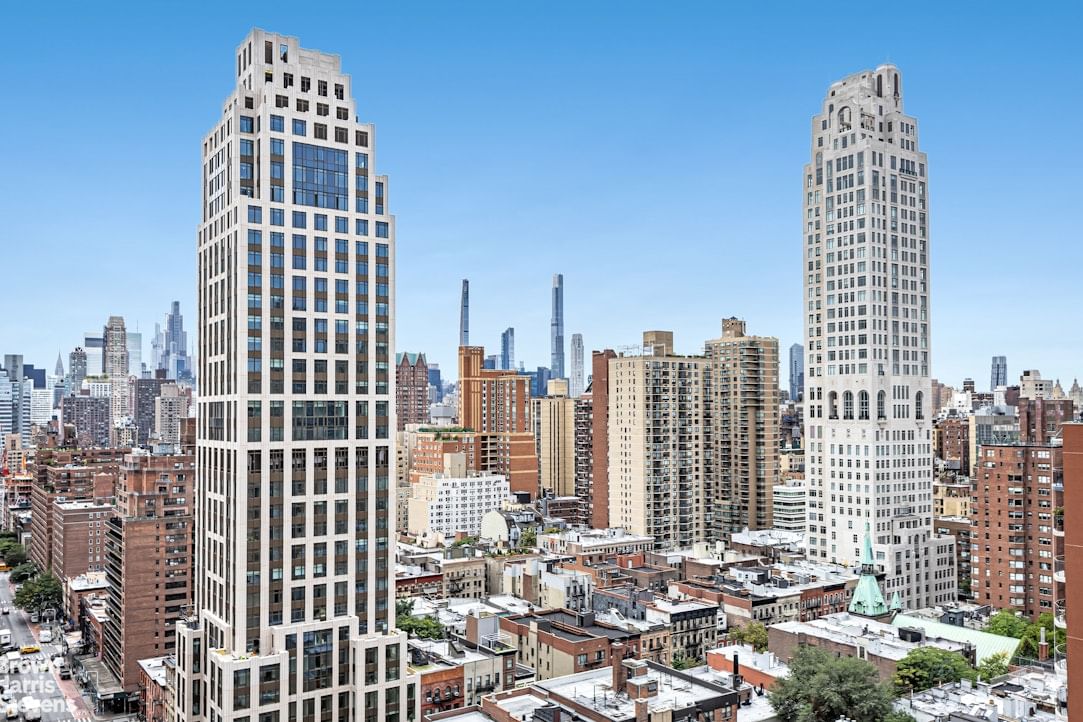 Real estate property located at 300 85TH #2202, New York, Yorkville, New York City, NY