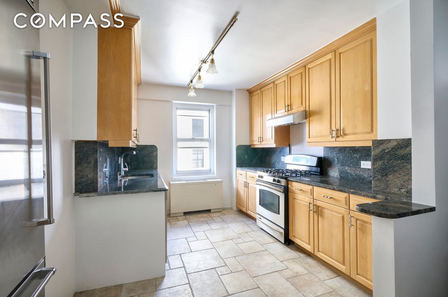 Real estate property located at 650 Park #10D, New York, Upper East Side, New York City, NY