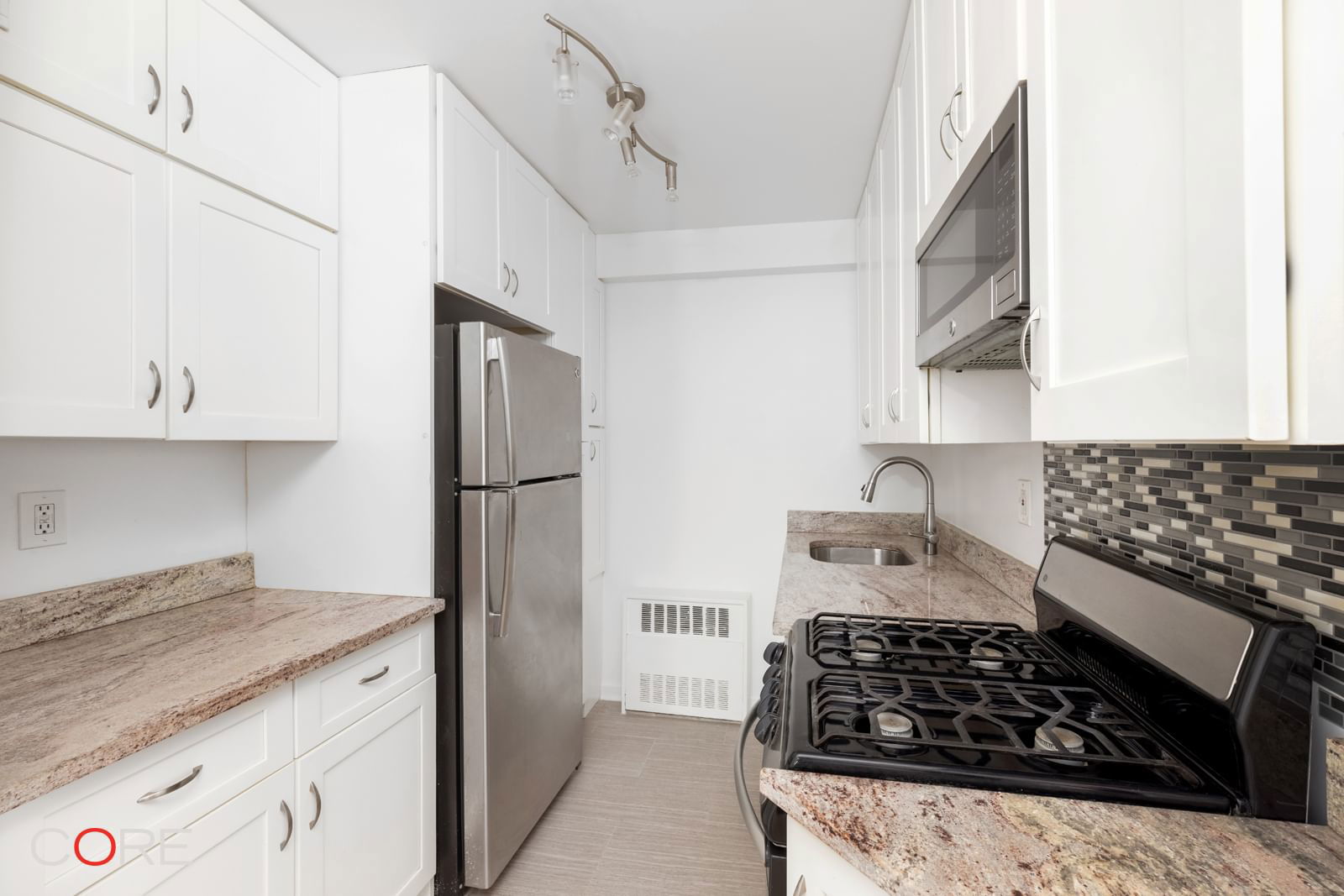 Real estate property located at 37-31 73rd #3P, Queens, Jackson Heights, New York City, NY
