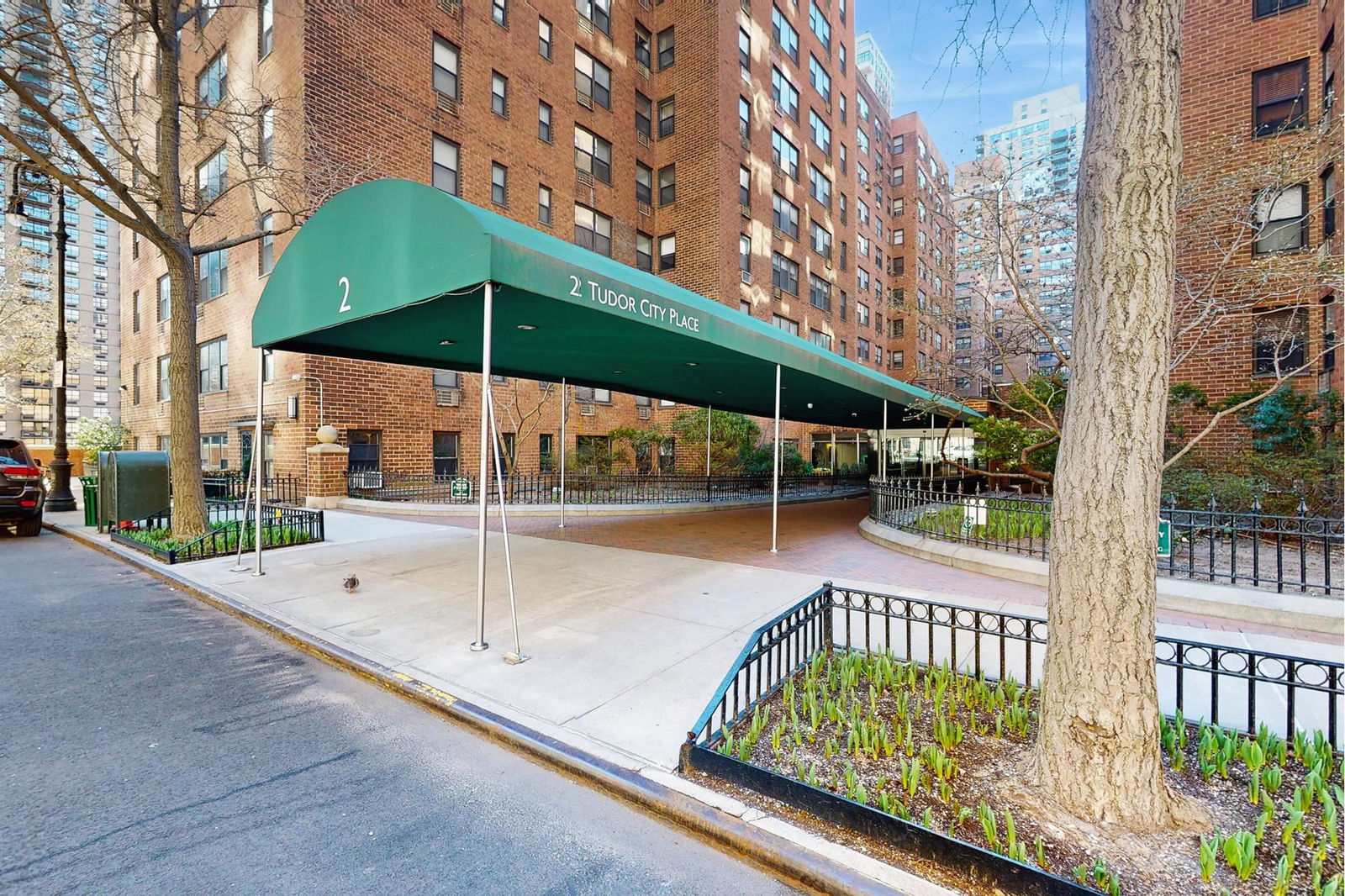 Real estate property located at 2 TUDOR CITY GNS, New York, Murray Hill, New York City, NY