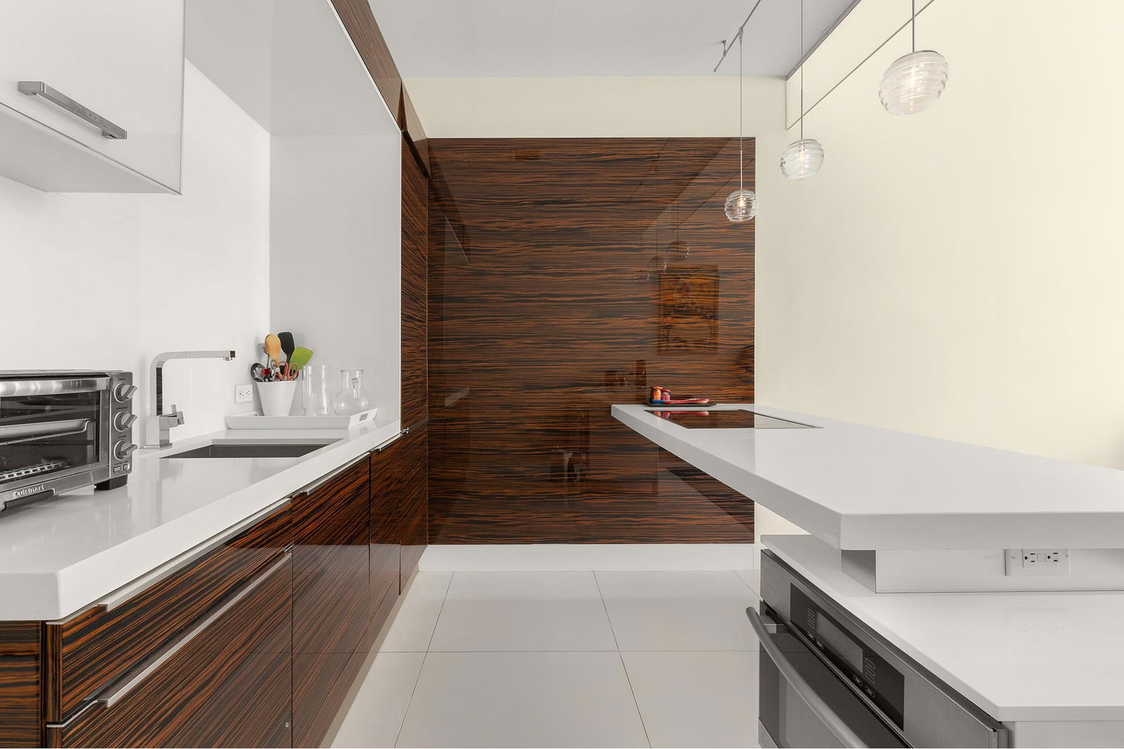 Real estate property located at 111 FULTON #315, New York, Fulton/seaport, New York City, NY