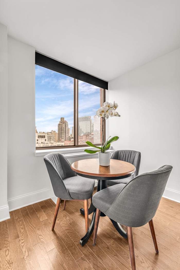 Real estate property located at 300 64th #17C, New York, Lenox Hill, New York City, NY